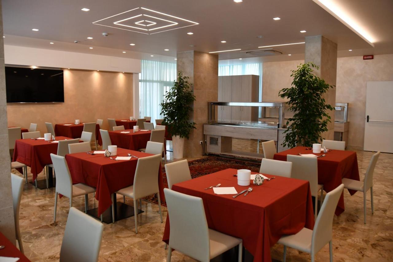 Hotel Playa Bibione Exteriör bild