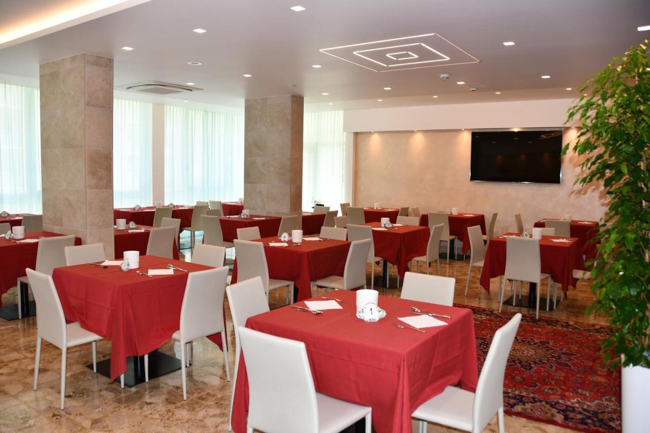 Hotel Playa Bibione Exteriör bild
